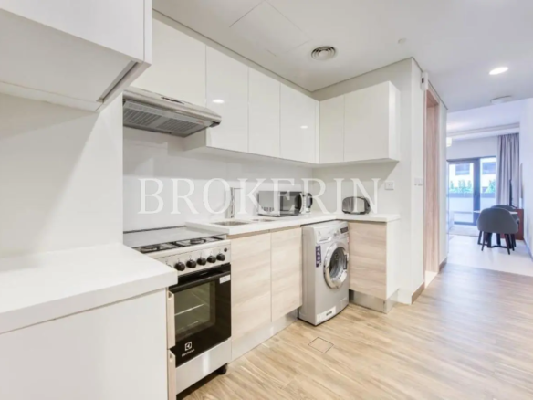 Furnished Apartment with Terrace in Prime Business Bay